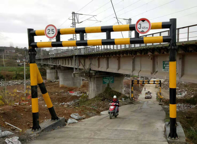 平凉液压限高架