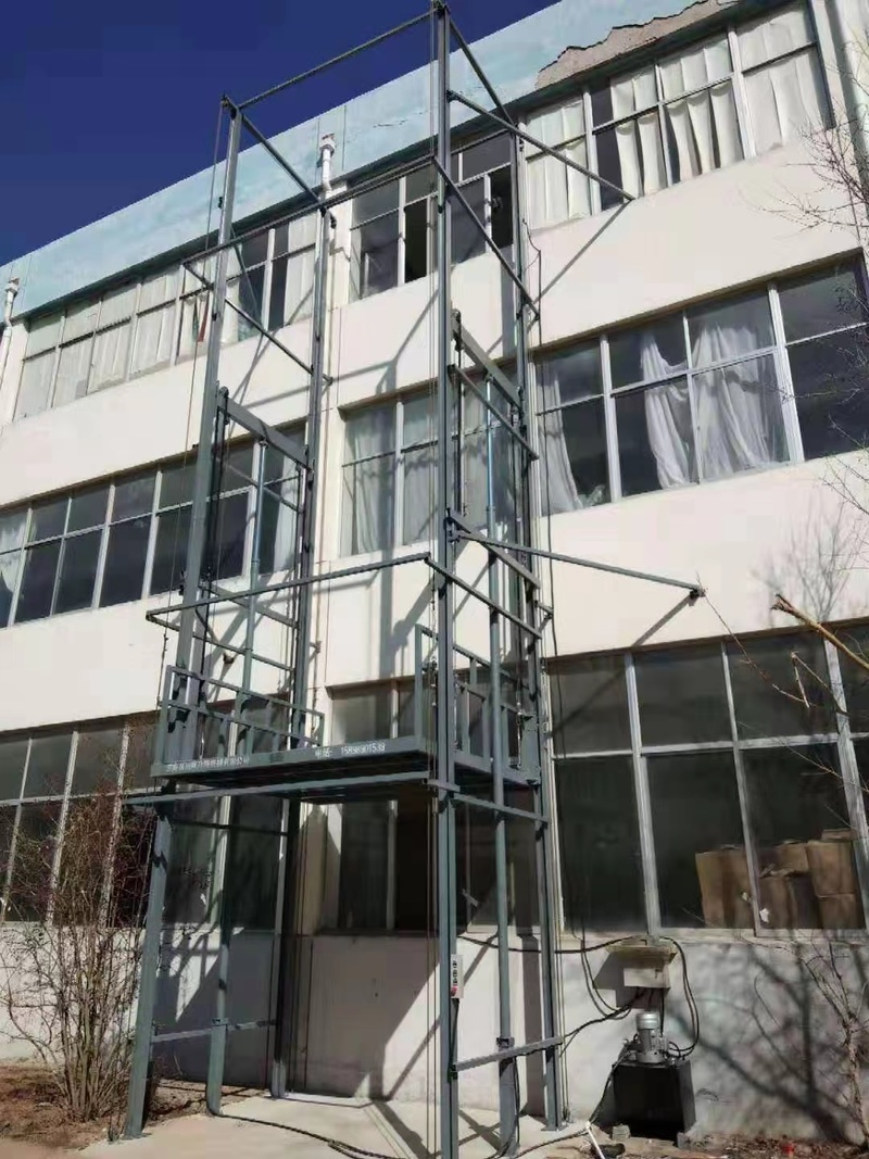 平凉室外贴墙货梯